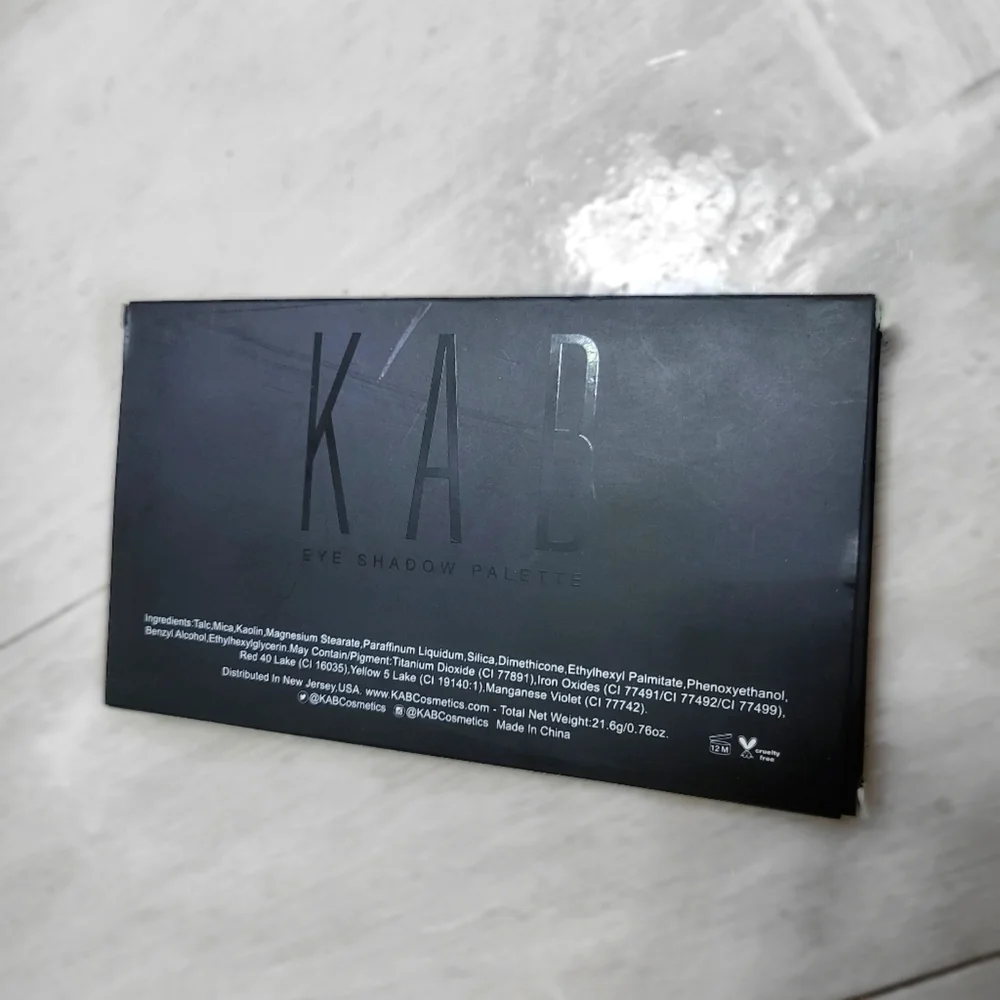 KAB Cosmetics Day to Night eyeshadow palette